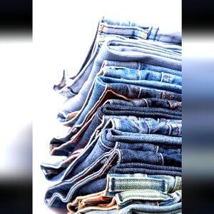 Unlisted Pre-Owned Jeans Show